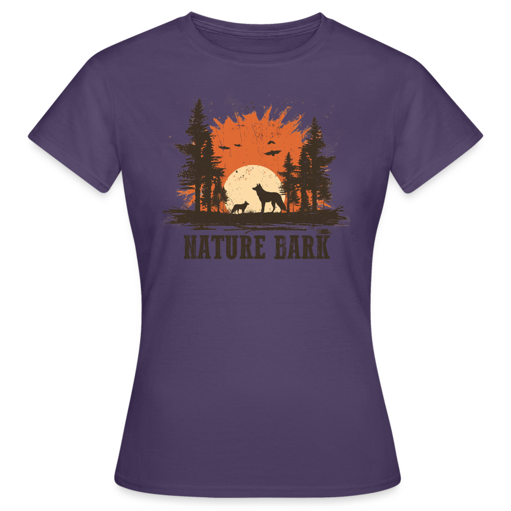 
                  
                    Girly T-Shirt | NatureBark - Dunkellila
                  
                