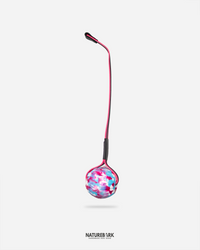 NB ULTIMATE TUG BALL | Zerrspielzeug | Mit Grip-Band - Pink | Gr. M